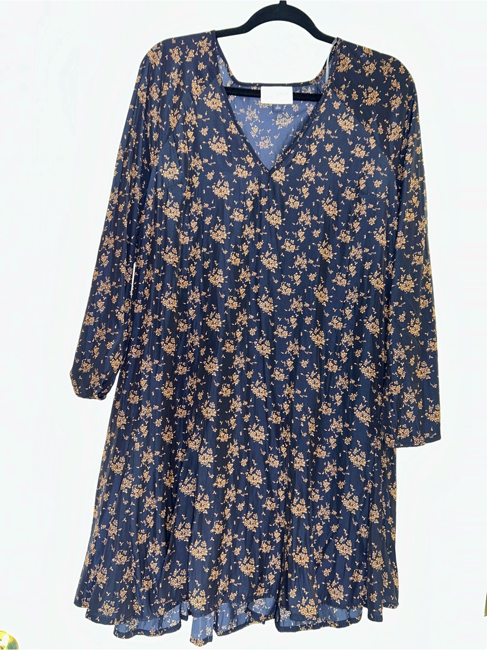 Women's Navy Floral V-Neck Long Sleeve Dress